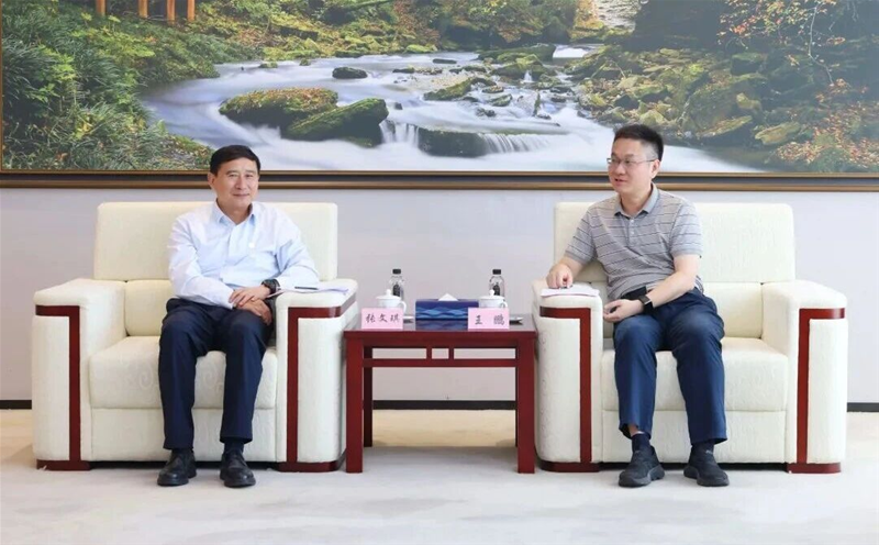 張文琪會(huì)見(jiàn)中鐵二十三局黨委書(shū)記、董事長(zhǎng)王鵬一行